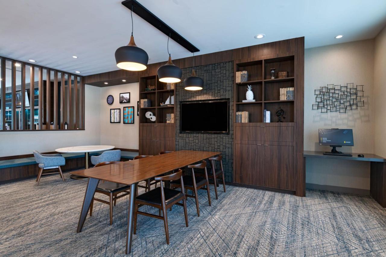 Four Points By Sheraton Fort Worth North Екстериор снимка
